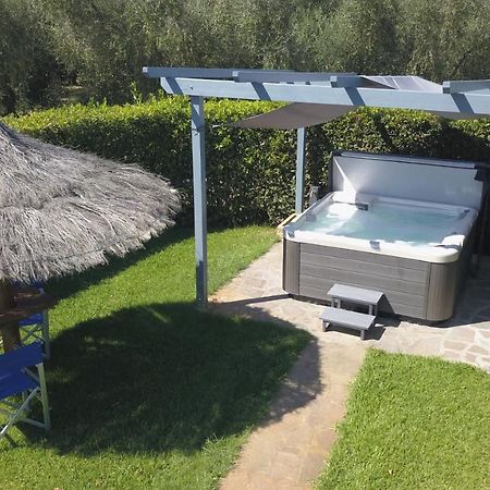 Podere Campi Al Mare Доноратико Екстериор снимка