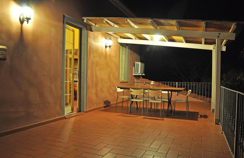 Podere Campi Al Mare Доноратико Екстериор снимка