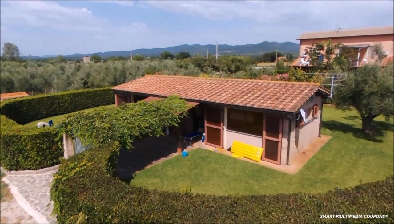 Podere Campi Al Mare Доноратико Екстериор снимка