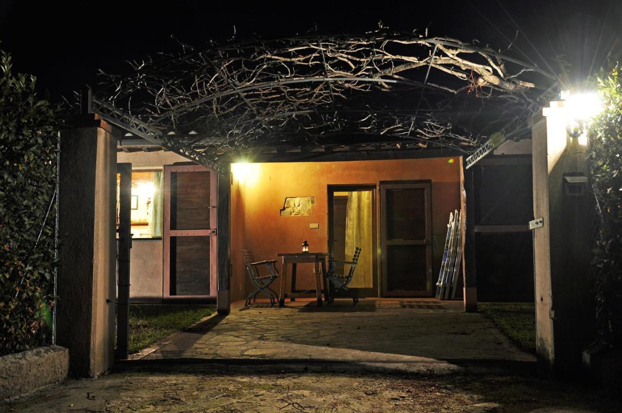 Podere Campi Al Mare Доноратико Екстериор снимка