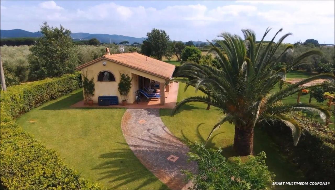 Podere Campi Al Mare Доноратико Екстериор снимка